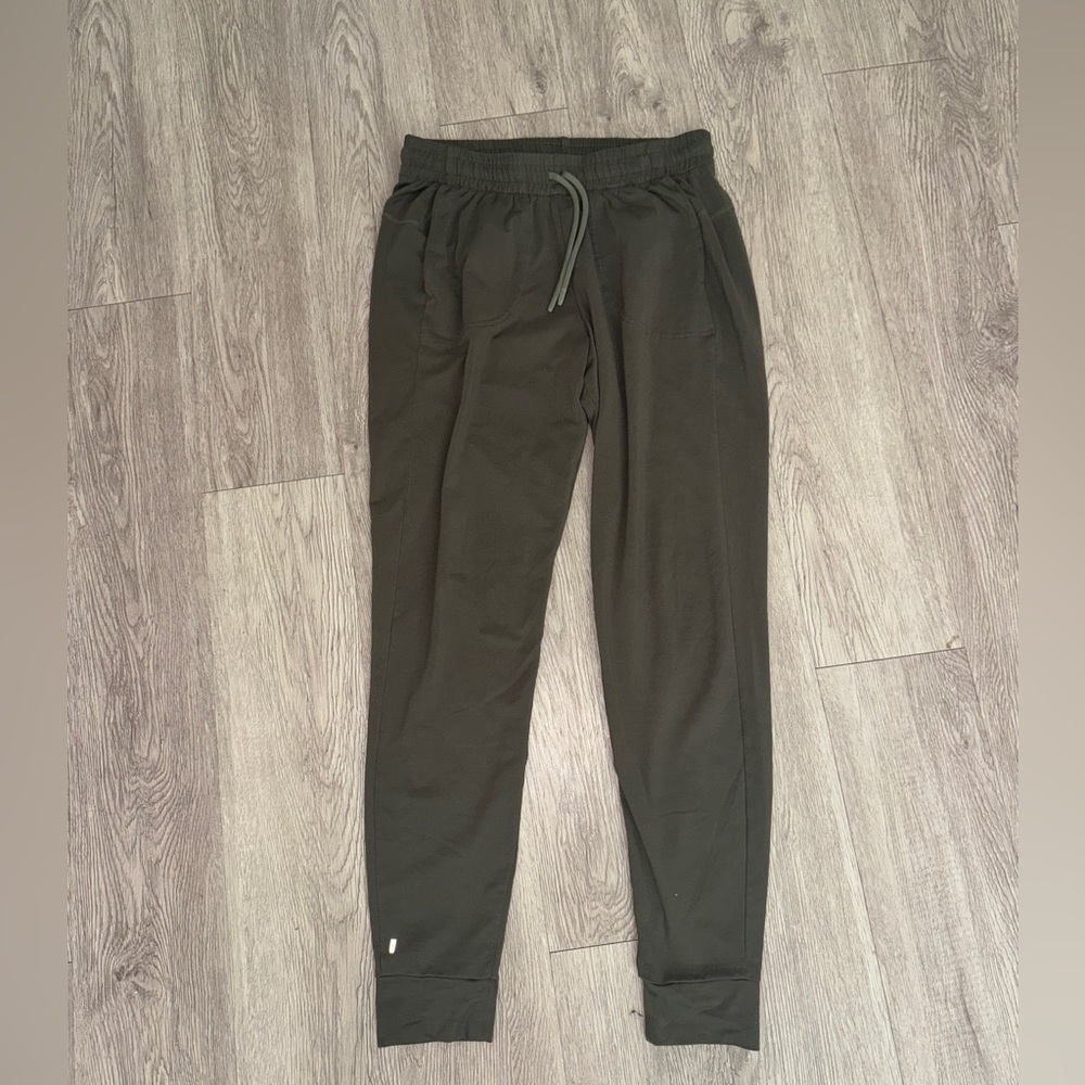 NOBULL Women’s Army Green Jogger Pants